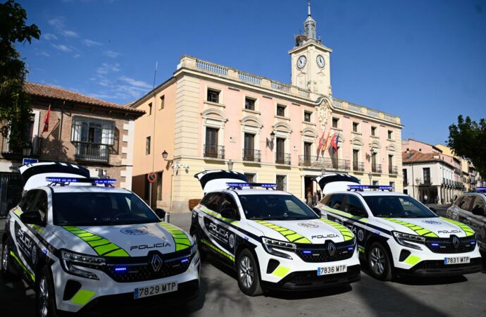 8 nuevos coches de la Policía Local en Alcalá permitirán reforzar las nuevas unidades de seguridad en los barrios