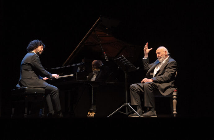 Héctor Alterio abre este viernes la nueva temporada del Teatro Salón Cervantes