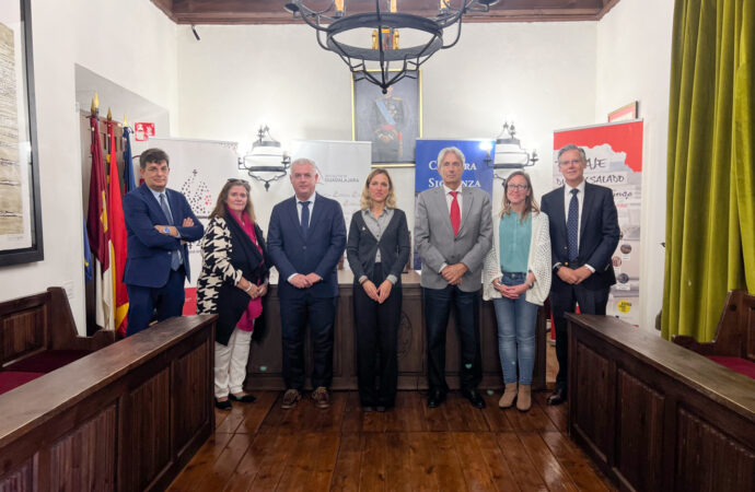 La UAH, Diputación y Ayuntamiento, presentan la cátedra Sigüenza, Gastronomía, Turismo y Patrimonio