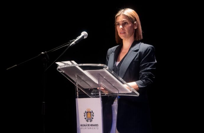 El Teatro Cervantes de Alcalá acogió el acto de inauguración oficial de la apertura del Curso Escolar 2024/2025