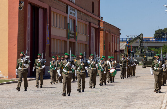 El Ayuntamiento de Guadalajara distingue con la Corbata de Bandera de la Ciudad al Parque y Centro de Mantenimiento de Material de Ingenieros (PCMMI)