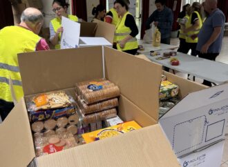 Alovera ya ha recogido miles de kilos de comida, bebida y productos de higiene para Valencia