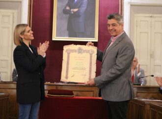 El colegio Doctora de Alcalá recibe la Medalla de Plata de la Ciudad