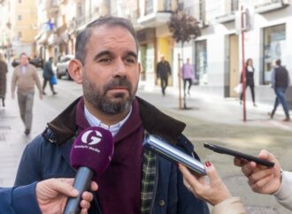 El pavimento de la calzada de Miguel Fluiters en Guadalajara se tendrá que cambiar al completo