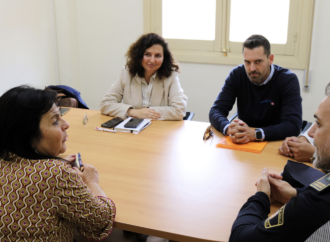 Alcalá pondrá en marcha una línea de ayudas al sector del taxi para la instalación de mamparas y cámaras de seguridad