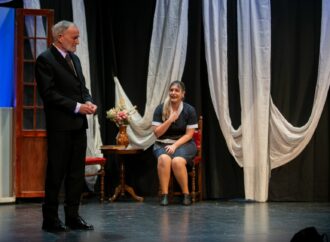 El Teatro Independiente Alcalaíno estrenó en el Cervantes “Lo invisible” de Azorín