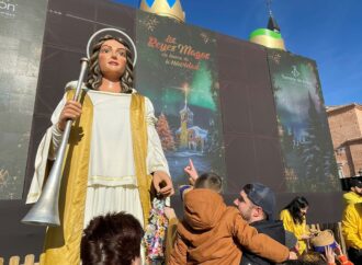 El ángel Raguel de Torrejón recogerá el jueves los chupetes de los niños que quieran entregárselos a los Reyes