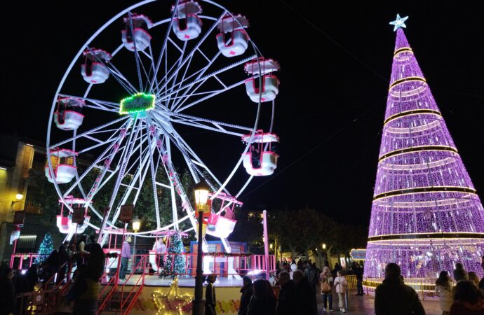 Agenda / Fin de semana cultural en Alcalá con la iluminación de Navidad, Chevi Muraday, exposiciones, la Escuela de Danza de Pepe Vento…