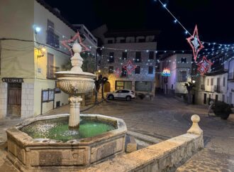 Ya es Navidad en Pastrana con sus tradicionales luces, Belenes…