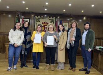 Acuerdo de colaboración del Ayuntamiento con empresa de Alovera para acciones de interés general