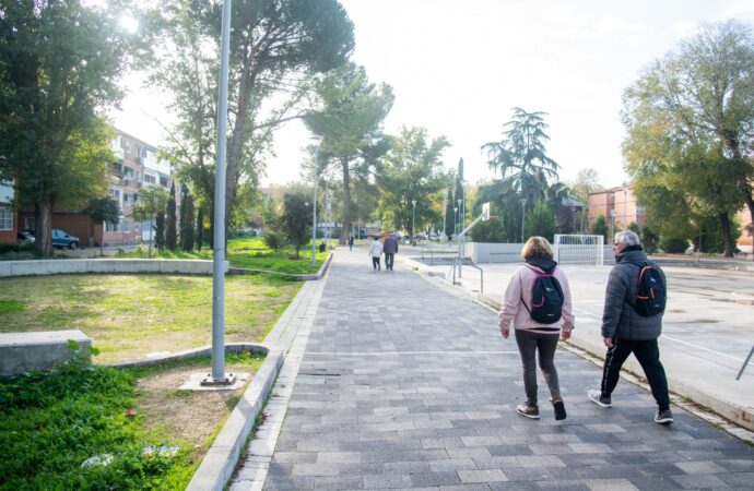 Cerca de 1500 actuaciones en la vía pública y edificios municipales en el Distrito II de Alcalá de Henares