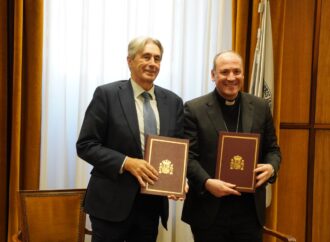 La Universidad de Alcalá (UAH) y la Diócesis de Alcalá de Henares firman un convenio marco de colaboración académica