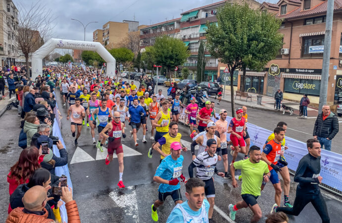 La lluvia no impidió una gran participación en la 7ª edición de la carrera “10K Villa de Torrejón – Miguel Gómez”