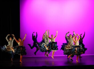 El Taller de Danza Alcalá cautivó a los espectadores en el Teatro Cervantes