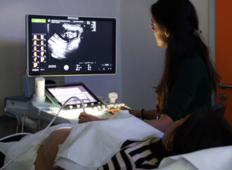 El Hospital de Torrejón estudia el impacto de la nutrición en el embarazo y postparto a través de un proyecto digital de nutrición