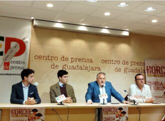 Corrida de toros en Horche el 1 de mayo: Víctor Hernández, Molina y el novillero Cid de María