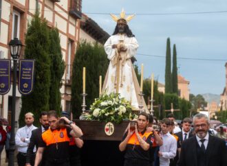 Semana Santa Alcalá / La lluvia obligó a acortar la ‘Procesión del Viernes de Dolores’