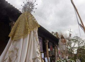La procesión del Encuentro puso un final soleado a una Semana Santa en Guadalajara marcada por la lluvia