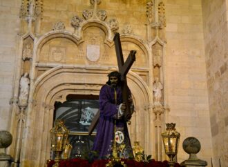 El Vía Crucis de la Catedral se celebró el Martes Santo en Alcalá de Henares