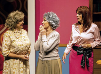 Rosa Benito, Irma Soriano y Loreto Valverde, este domingo 4 de mayo en el Teatro de Torrejón