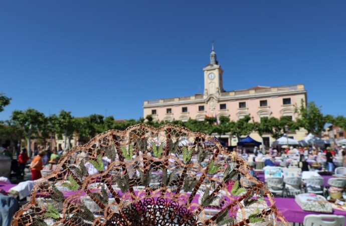 Encuentro de Encajeras de Bolillos este sábado en Alcalá de Henares