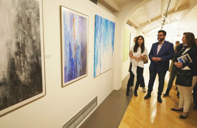 Nueva exposición en Alcalá de las artistas alcalaínas Pepa Burillo y Cristina Arzúa