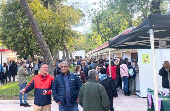 Éxito de la Feria del Libro de Guadalajara con más de 20.000 visitantes