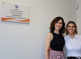 Isabel Díaz Ayuso inaugura la nueva sede del PP de Alcalá de Henares