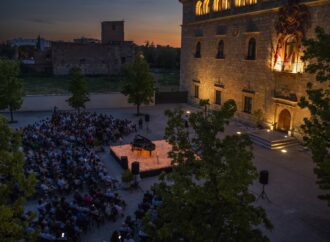 Miles de personas participaron en las actividades de «La Noche en Blanco 2025» en Alcalá de Henares