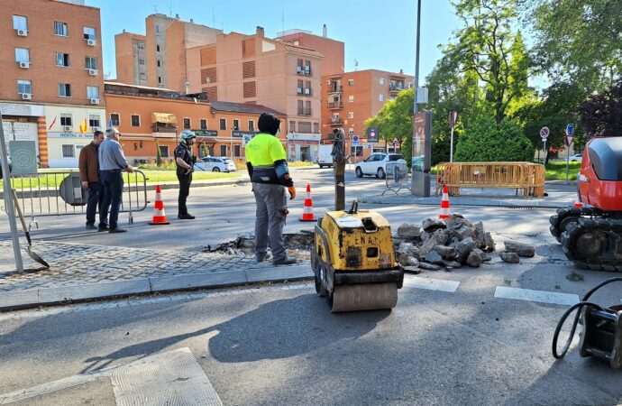 Obras de reparación de la calzada de diferentes calles de Alcalá por valor de más de 30.000 euros