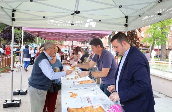 San Isidro se celebró en Alcalá con música, procesión y rosquillas