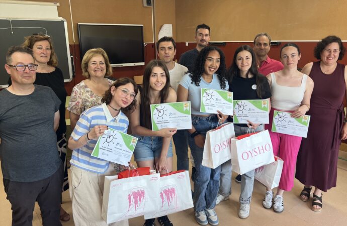 Entrega de premios a las ideas emprendedoras de los adolescentes de Alovera