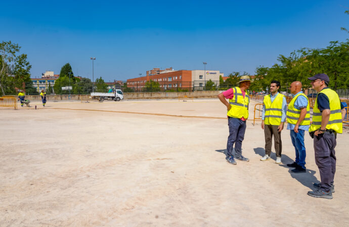 Avanzan las obras del nuevo aparcamiento en superficie gratuito de 231 plazas en la calle Francia de Torrejón