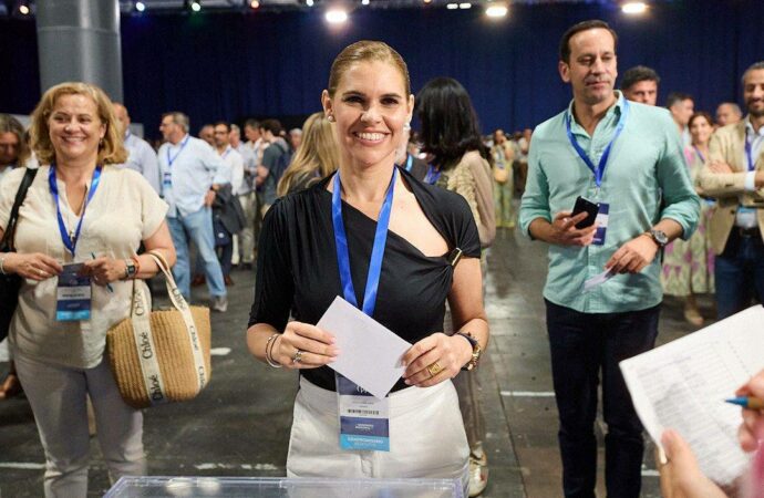 La alcaldesa de Alcalá, Judith Piquet, miembro de la nueva Junta Directiva Nacional del PP presidida por Feijóo