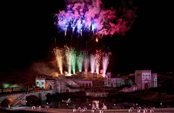 Puy du Fou lanza este verano un nuevo autobús directo entre Madrid y Toledo