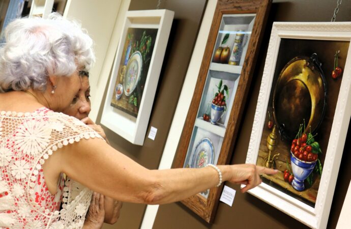 Exposición en la Quinta de Cervantes de Alcalá con obras de pintura y escultura de artistas alcalaínos