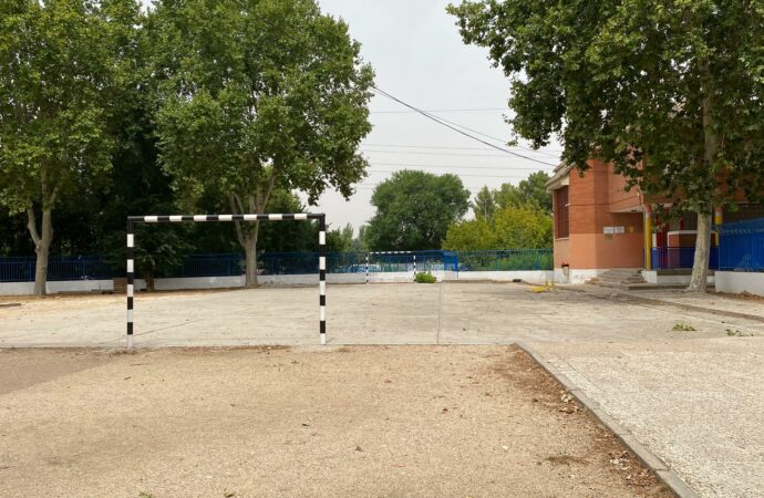 Más de 70.000 euros en Alcalá para el reacondicionamiento de las canchas deportivas del CEIP Antonio Machado