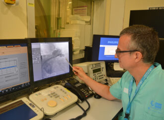 El Hospital de Torrejón realiza por primera vez una innovadora intervención cardiaca combinada