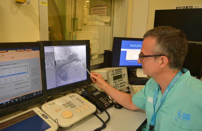 El Hospital de Torrejón realiza por primera vez una innovadora intervención cardiaca combinada