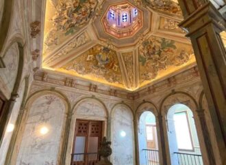 Ferias de Alcalá 2025: Teatro en la Escalera Monumental de las Escolapias