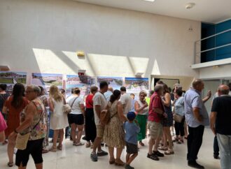 Almoguera estrena exposición y documental que reviven la riada de 1995 y llaman a la prevención
