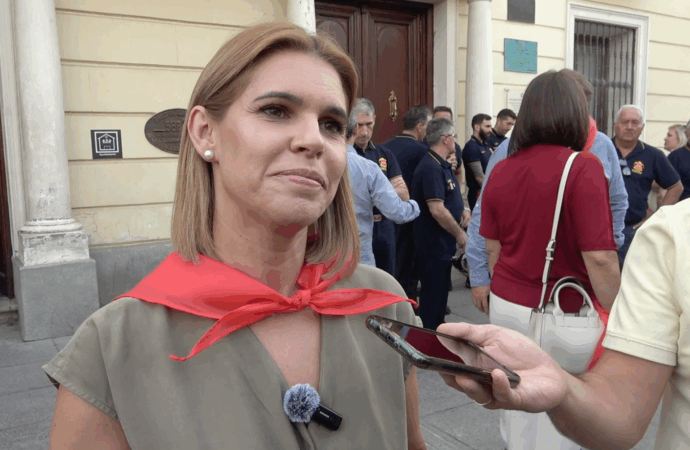 Piquet: “Nuestro cuerpo de bomberos simboliza lo que quiere ser Alcalá, una ciudad segura, humana, abierta y también divertida estas Ferias 2025”