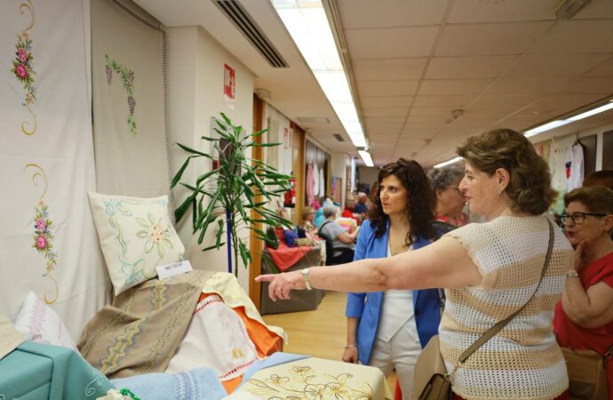 Más de 700 participantes en los cursos de verano de los centros de mayores de Alcalá