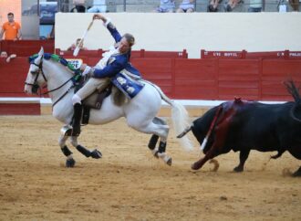 Rejones en Alcalá /  Andy Cartagena volvió a caer lesionado mientras Rui Fernandes y Sergio Galán salen a hombros