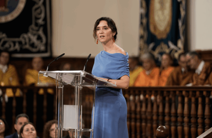 La presidenta regional Díaz Ayuso inaugura el Curso Universitario 2025-2026 en Alcalá de Henares