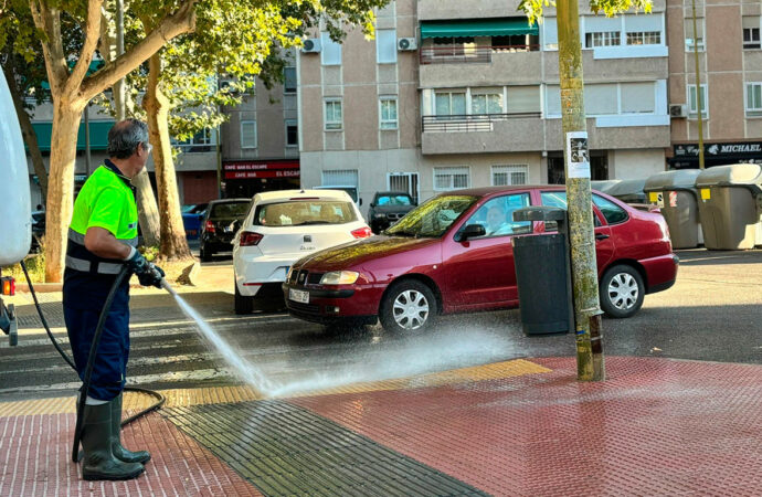 El Plan de Limpiezas Intensivas de Alcalá de Henares llega al Distrito II