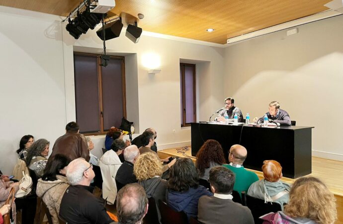 Gran participación en el nuevo encuentro de entidades y artistas de Alcalá de Henares