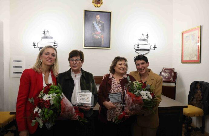 Sigüenza reconoció a María José Velló y Mercedes Bueno con los Premios por la Igualdad 2024 y 2025