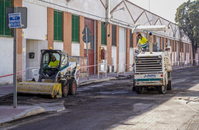 En marcha una segunda fase de asfaltado en 6 nuevas calles de Torrejón