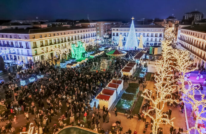 Los comercios de Torrejón pueden participar en el Mercado Navideño que se situará en la Plaza Mayor-Plaza de los Guachis